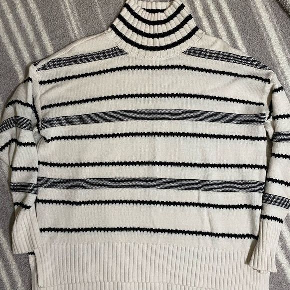 Loft sweater